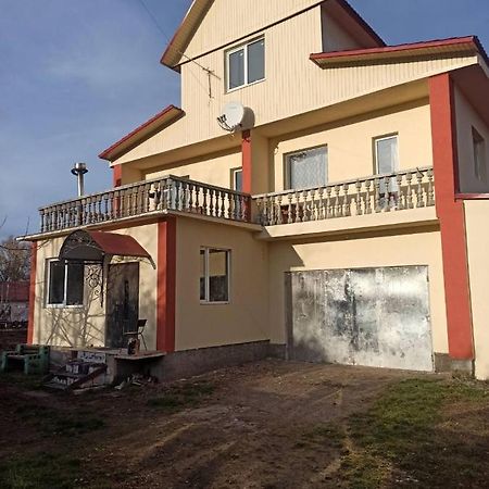 Khutorok Svergio Chesnovka Zewnętrze zdjęcie