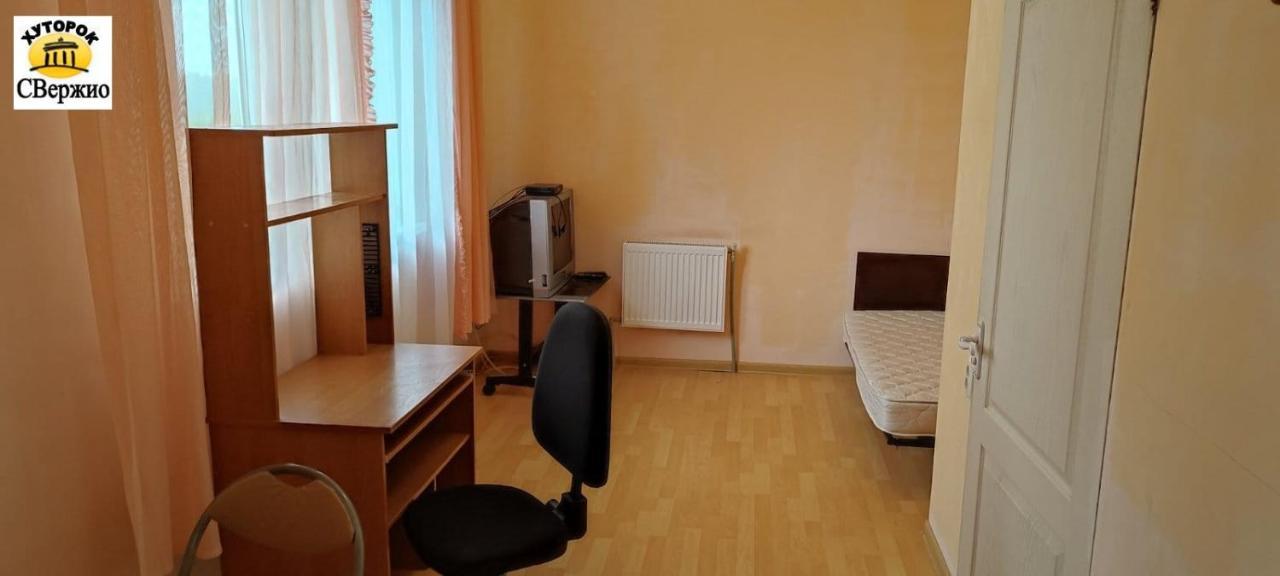 Khutorok Svergio Chesnovka Zewnętrze zdjęcie