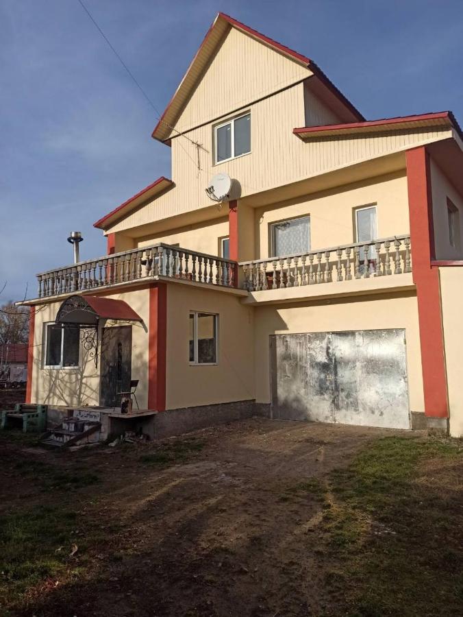 Khutorok Svergio Chesnovka Zewnętrze zdjęcie