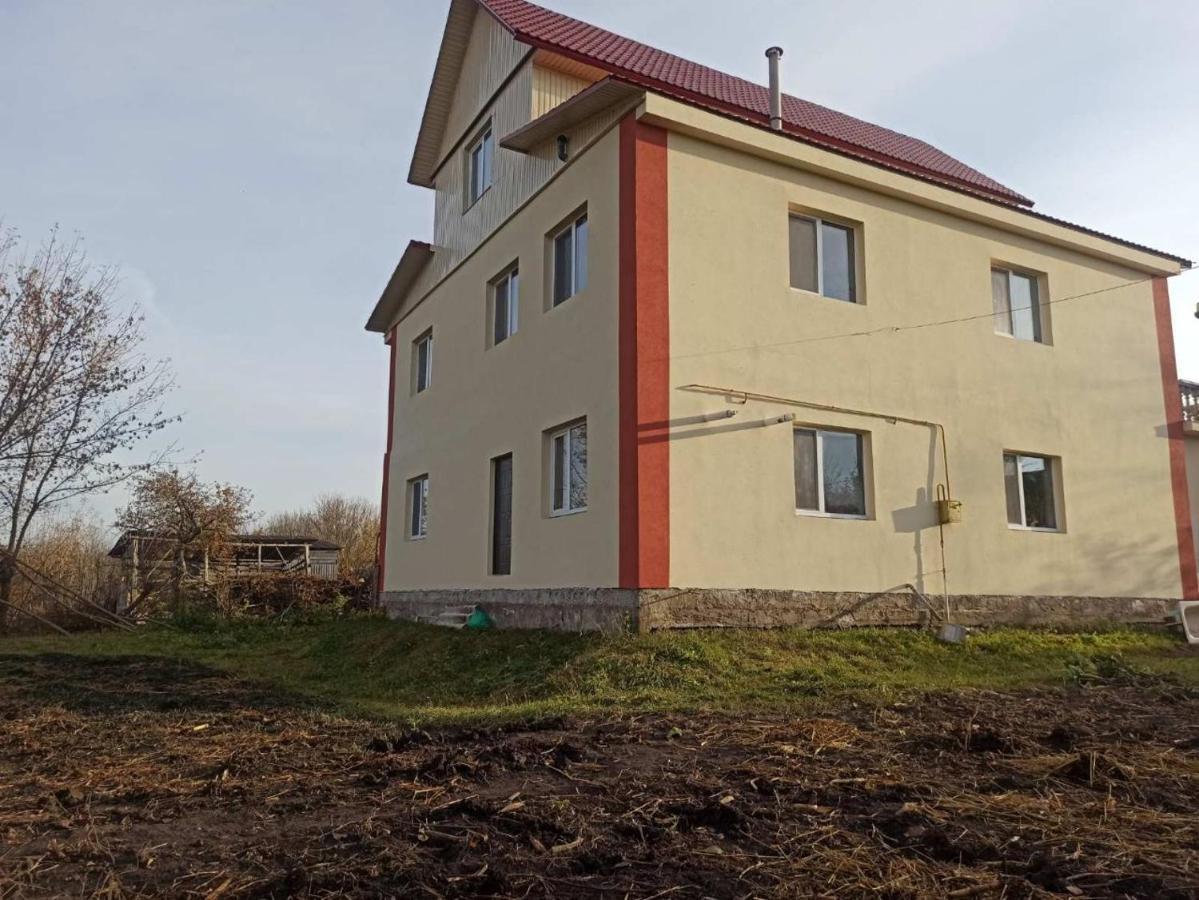 Khutorok Svergio Chesnovka Zewnętrze zdjęcie