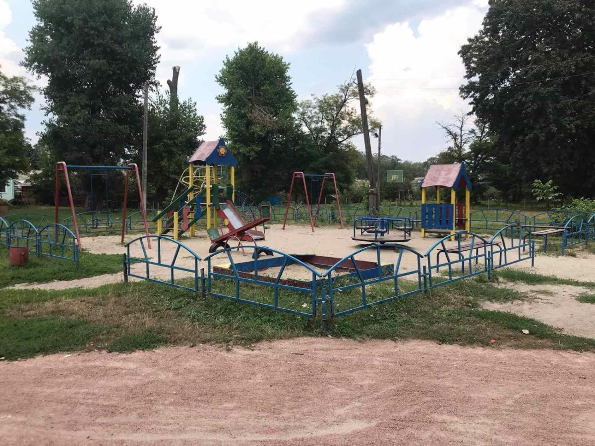 Khutorok Svergio Chesnovka Zewnętrze zdjęcie