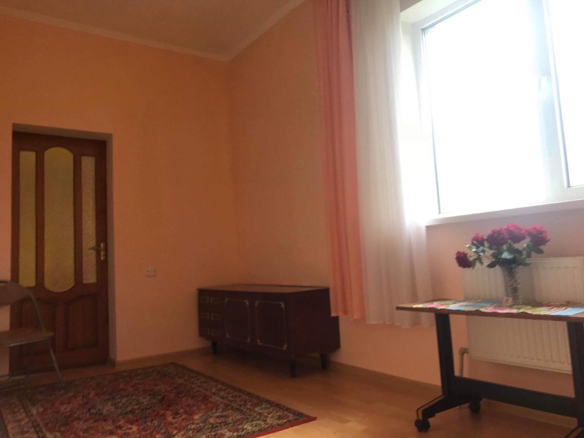 Khutorok Svergio Chesnovka Zewnętrze zdjęcie