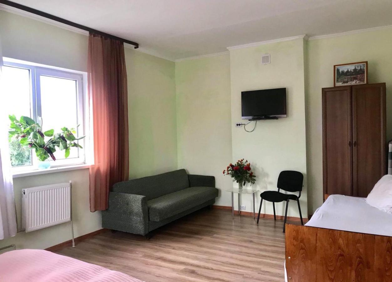 Khutorok Svergio Chesnovka Zewnętrze zdjęcie